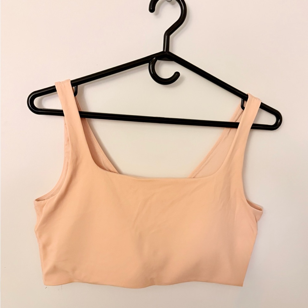 🍋🍋 Lululemon Women's Reversible Peach sport bra. Low support. L/XL